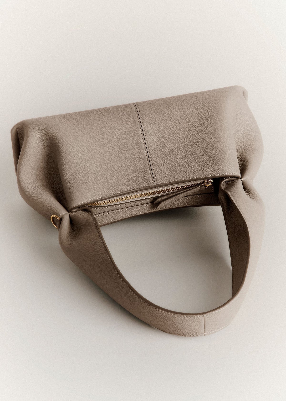 Numéro Neuf East West - Textured Taupe